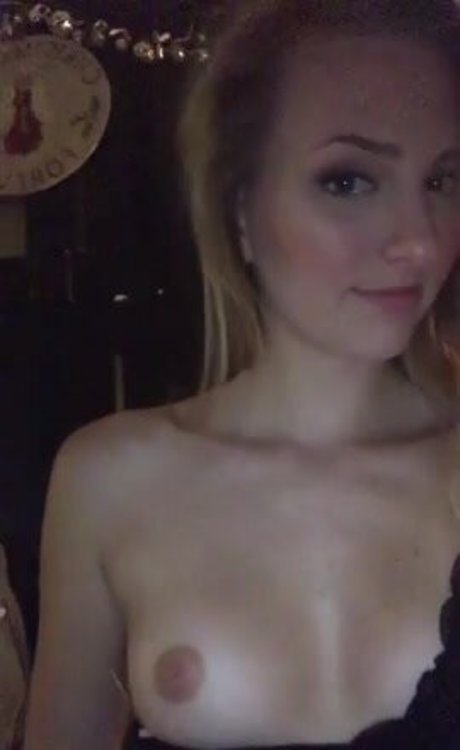 Bailey Hector free pornstar img