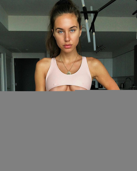 britmanuela model nice picture