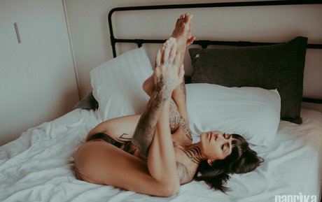 Witch Love hot star gallery