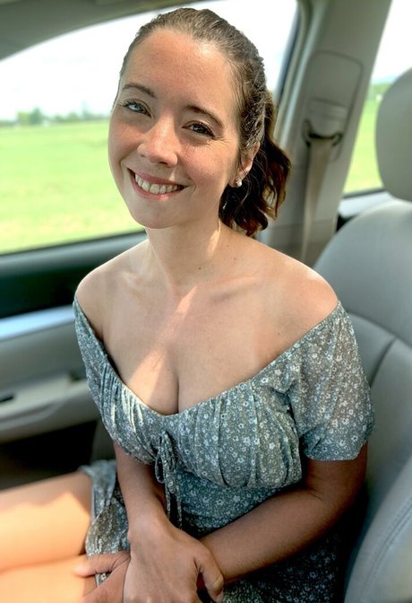 MissKatiesss best model pics