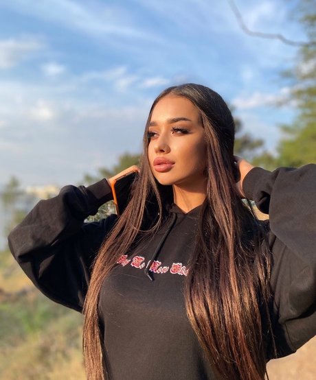 Sophia Adamova model porn image