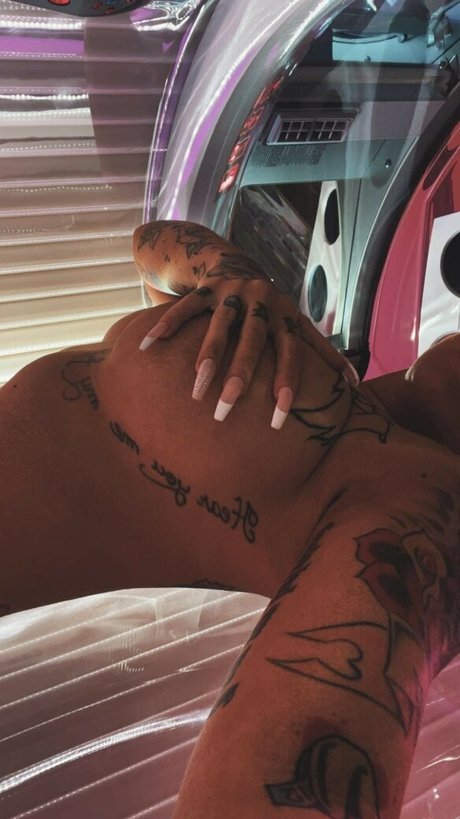 erotic onlyfans art porn archive