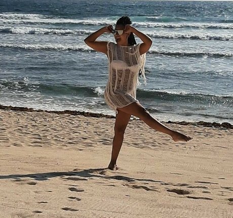 LisaRaye model beautiful photos