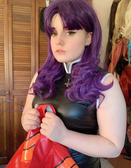 Gurochann model naked image