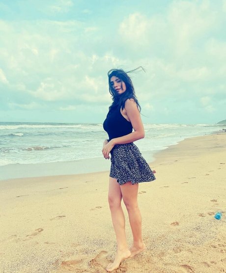 curvy muscle onlyfans sexy pics