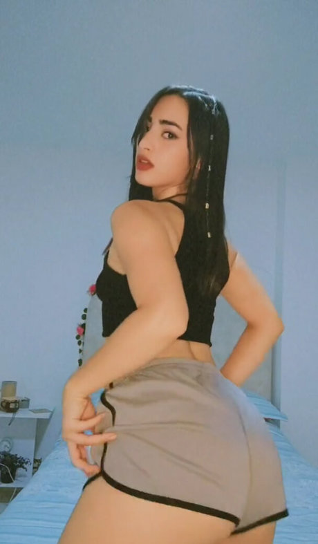 YulenyGz pornstar sex pictures