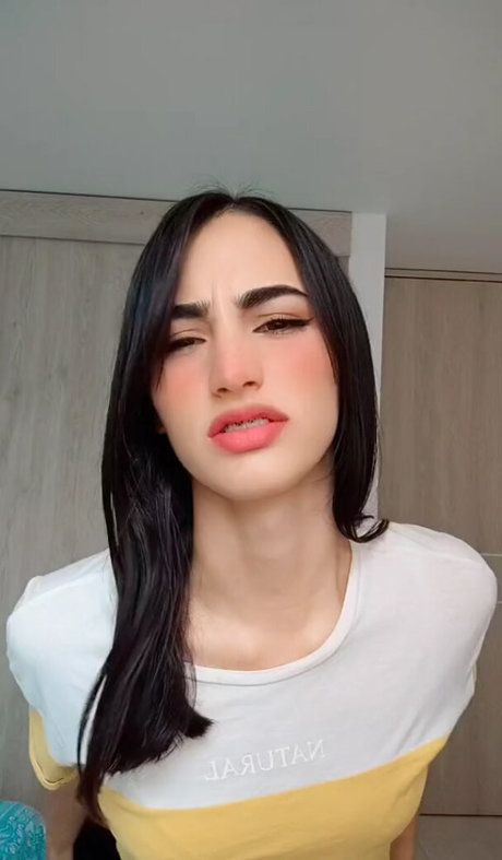 YulenyGz art pornstar archive