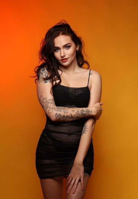 famous nude onlyfans hot naked images