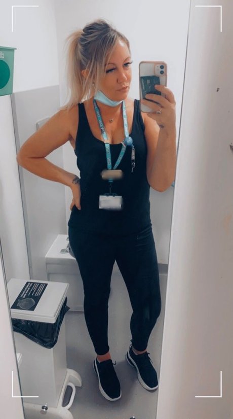 Leaxxxxx model galleries