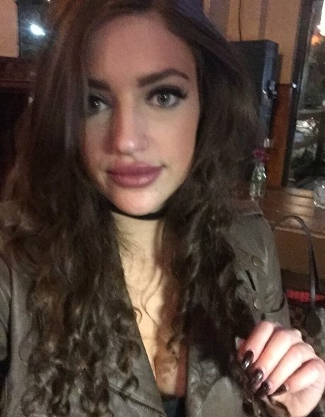 Lauren Bedford Russell actress image