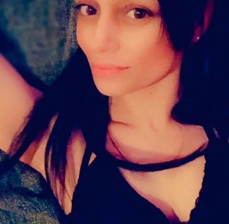 Diamond Ayleks erotic star photos