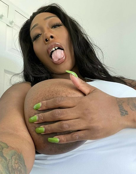 moms onlyfans hot porn image