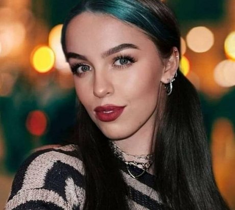 Sophie The Scientist pornstar free img