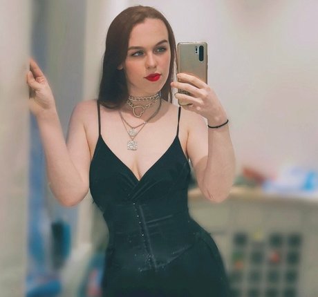 Sophie The Scientist porn star photos