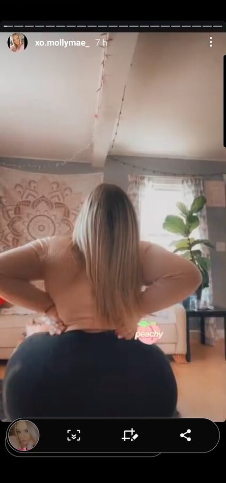 Xo mollymae model porn pics
