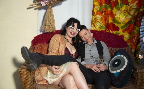 teen tits onlyfans porno pictures