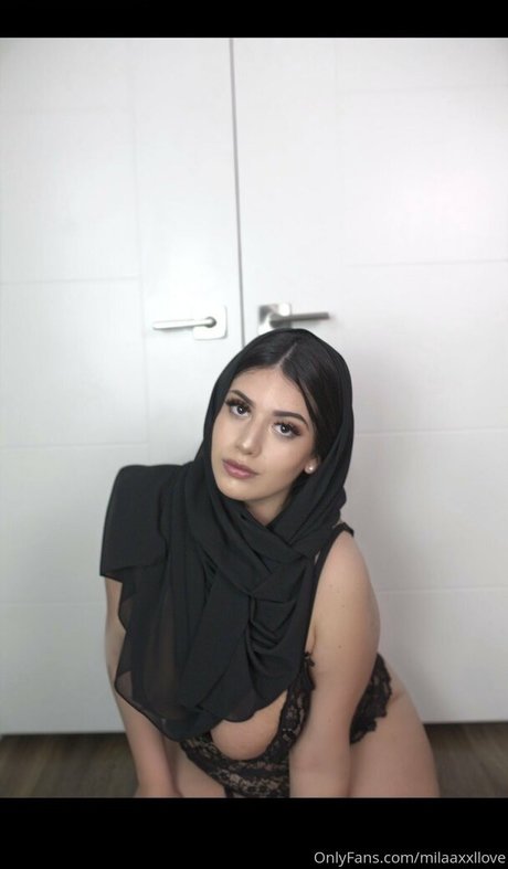 MissxxLovee model perfect gallery