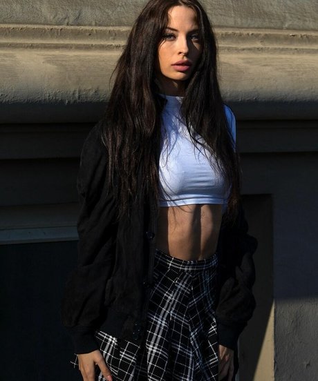 marlinskaa naked model pictures