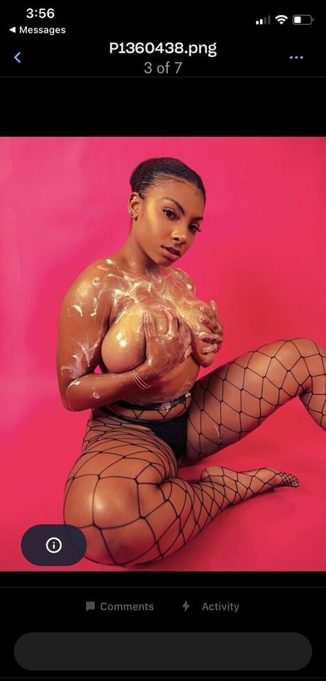 shemale handjob onlyfans sexy naked picture