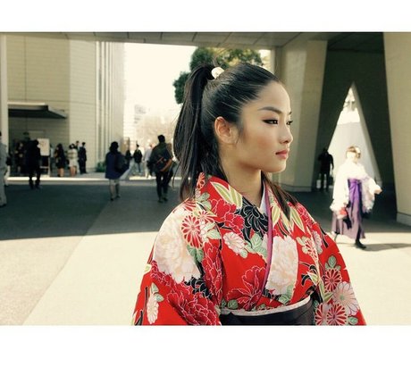 Anna Sawai sex actress photos