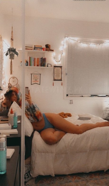 sarahjolzzz perfect pornstar images