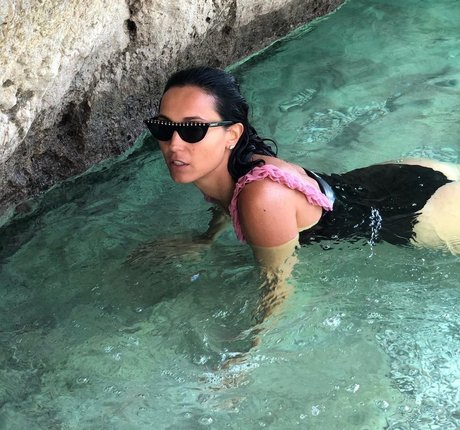 bodybuilder nude onlyfans sexy naked archive