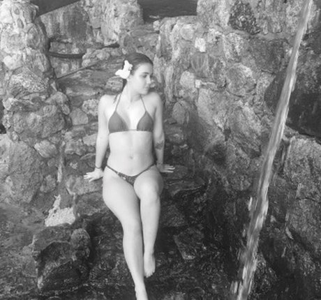 titty fuck onlyfans pornos img