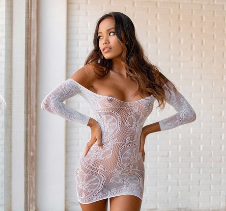 Putricinta pornstar images