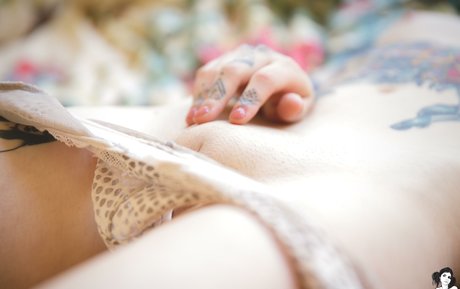 Femme Puppy star nudes pic