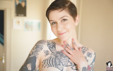 Femme Puppy xxx model image