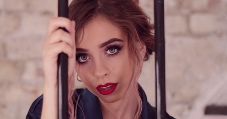 Musicalethan best model picture