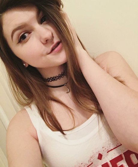 Lumenti pornstar naked images