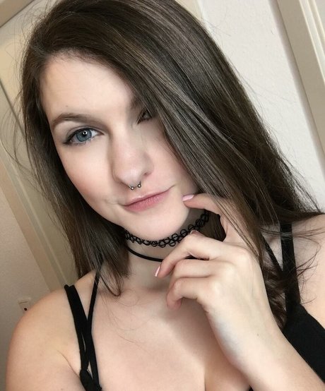 Lumenti erotic actress img