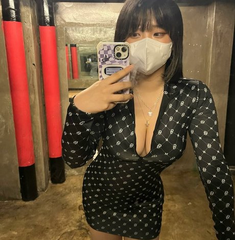 Hana Song hot actress archive