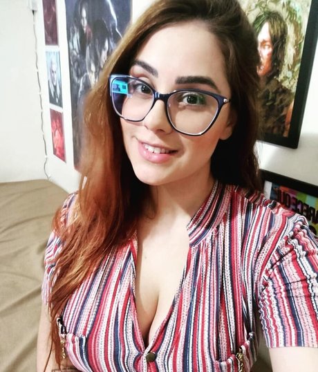 Isabela Barri pornstar nudes gallery