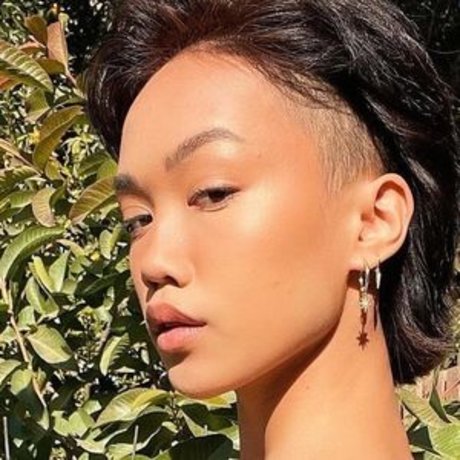 Tori Pareno star archive