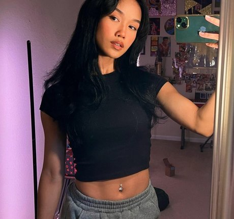 Tori Pareno beautiful actress pics