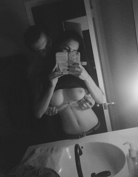 Sultrysanguine pretty pornstar pics