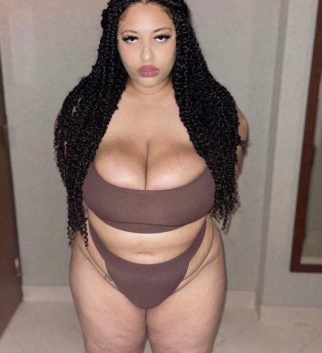 Thegirlofyourdreamz star sex galleries