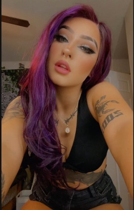 xoxo fall top model image