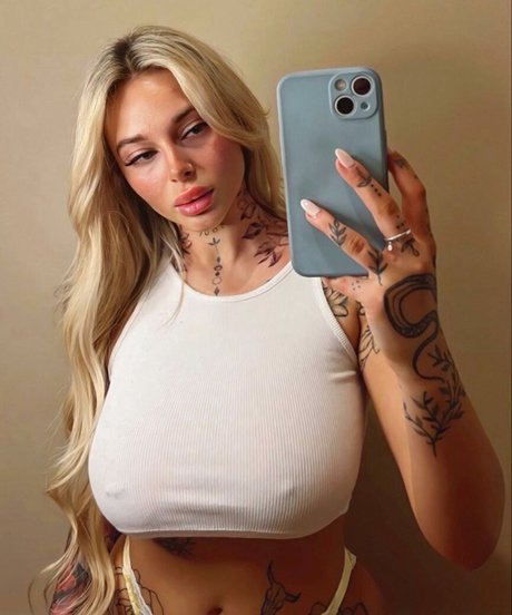 Andzelika Kramer model pornographic pictures