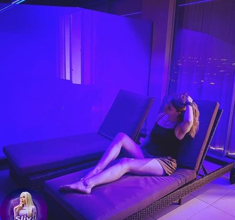 Sintica porn star pics