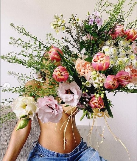 Tantric Tee model hd photo