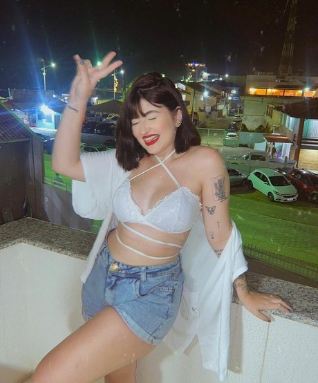 Bella Sant pornstar art gallery