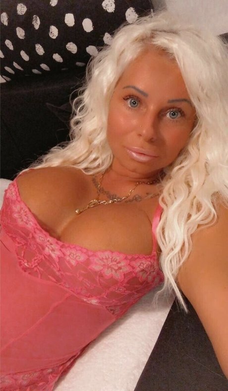 Suzi Grande star adult pic