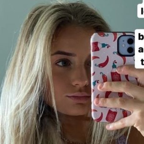 Fionasimpson model nudes pics