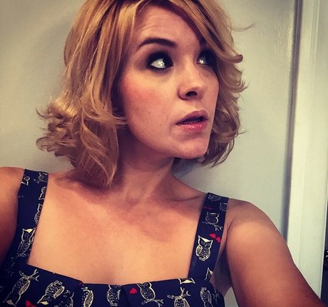 Brea Grant nice actress img