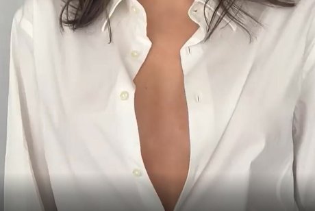 Abigail Klein sexy star pictures