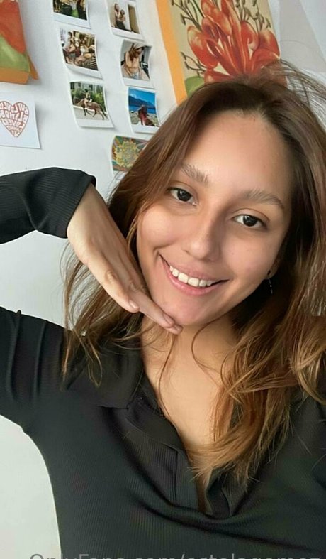 estelagomez hot model img