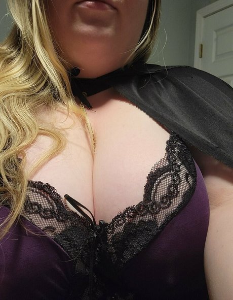 geekikitten model pornographic images